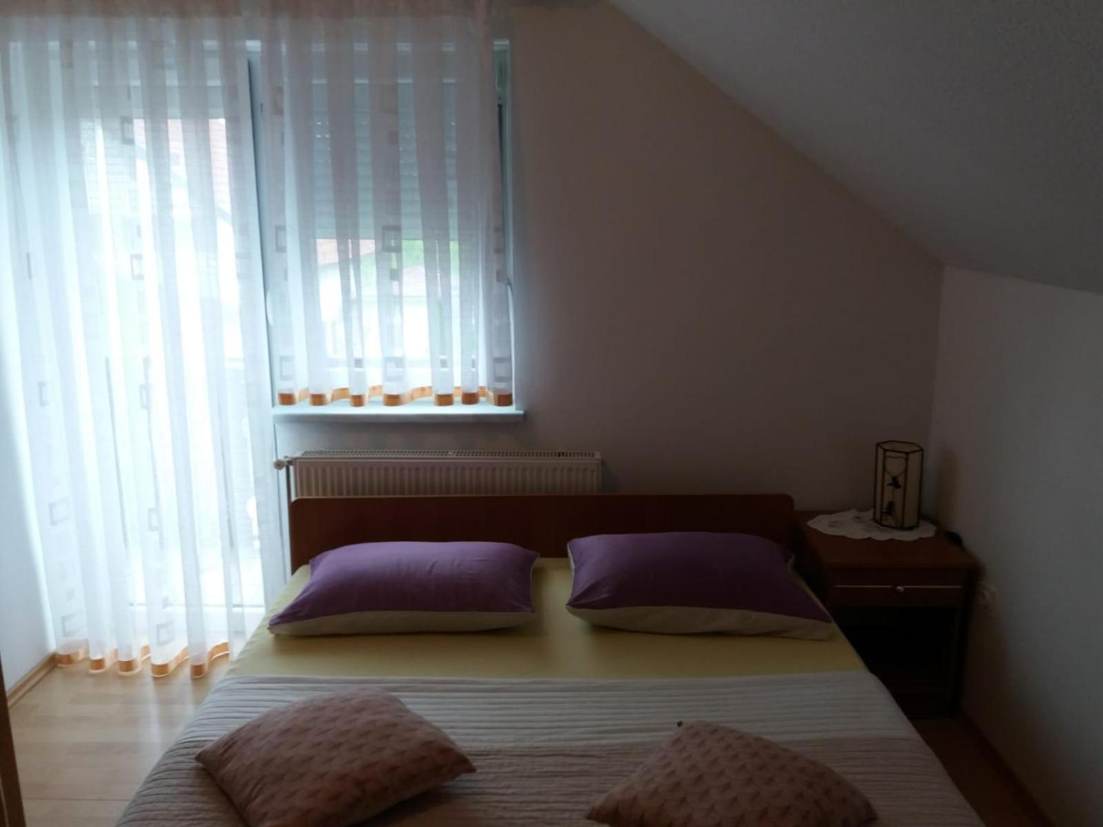 Guesthouse Tomas Catrnja Exterior photo